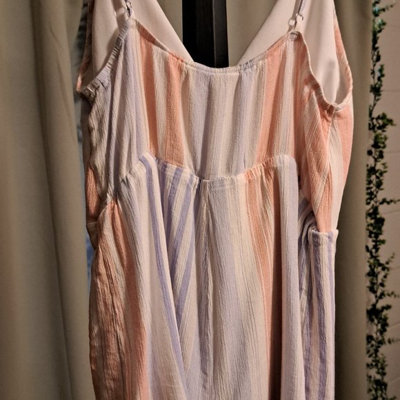 Romper - Picture 2 of 4